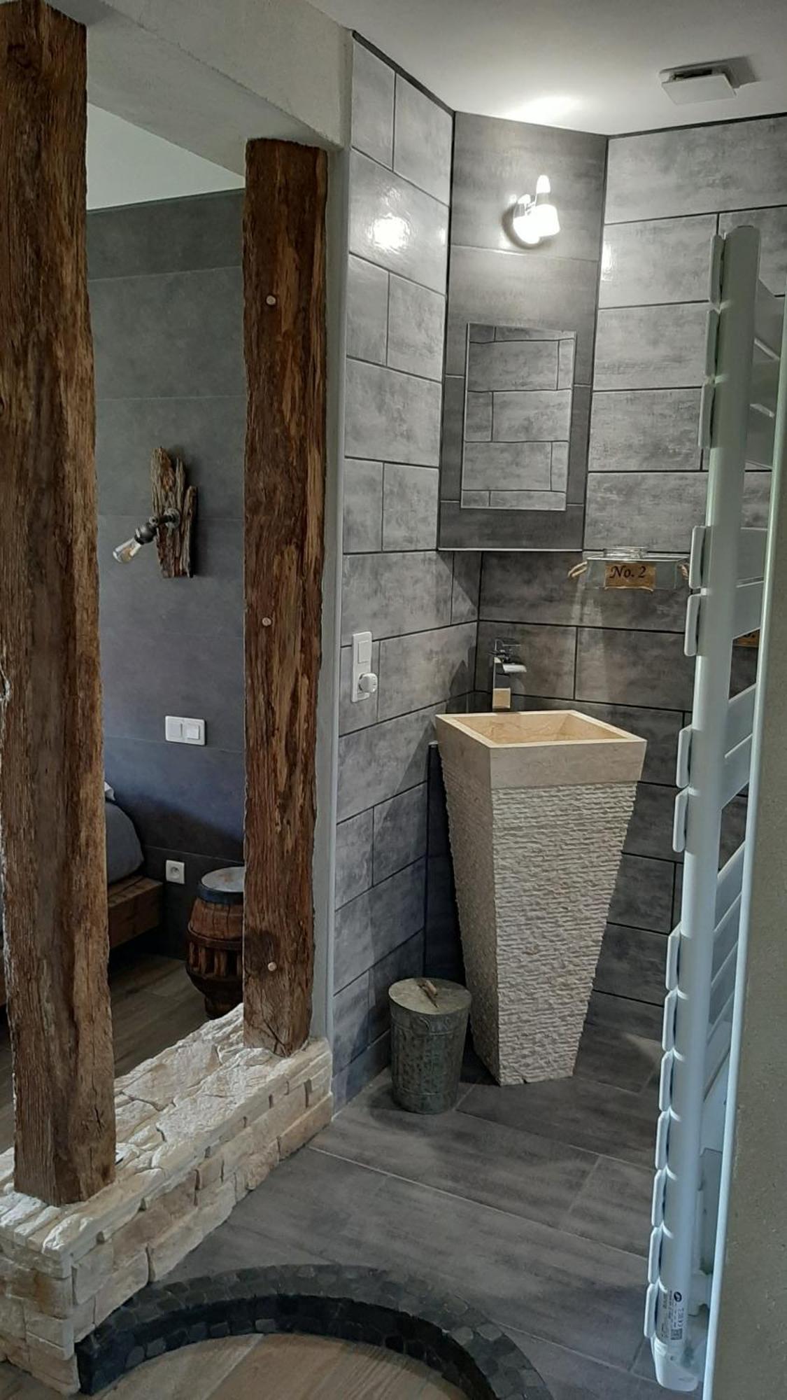La Berrycurienne Proche Du Zoo De Beauval Saint-Aignan Avec Sdb, Wc Et Spa Privatif Pour Chaque Chambre Lucay-le-Male Room photo