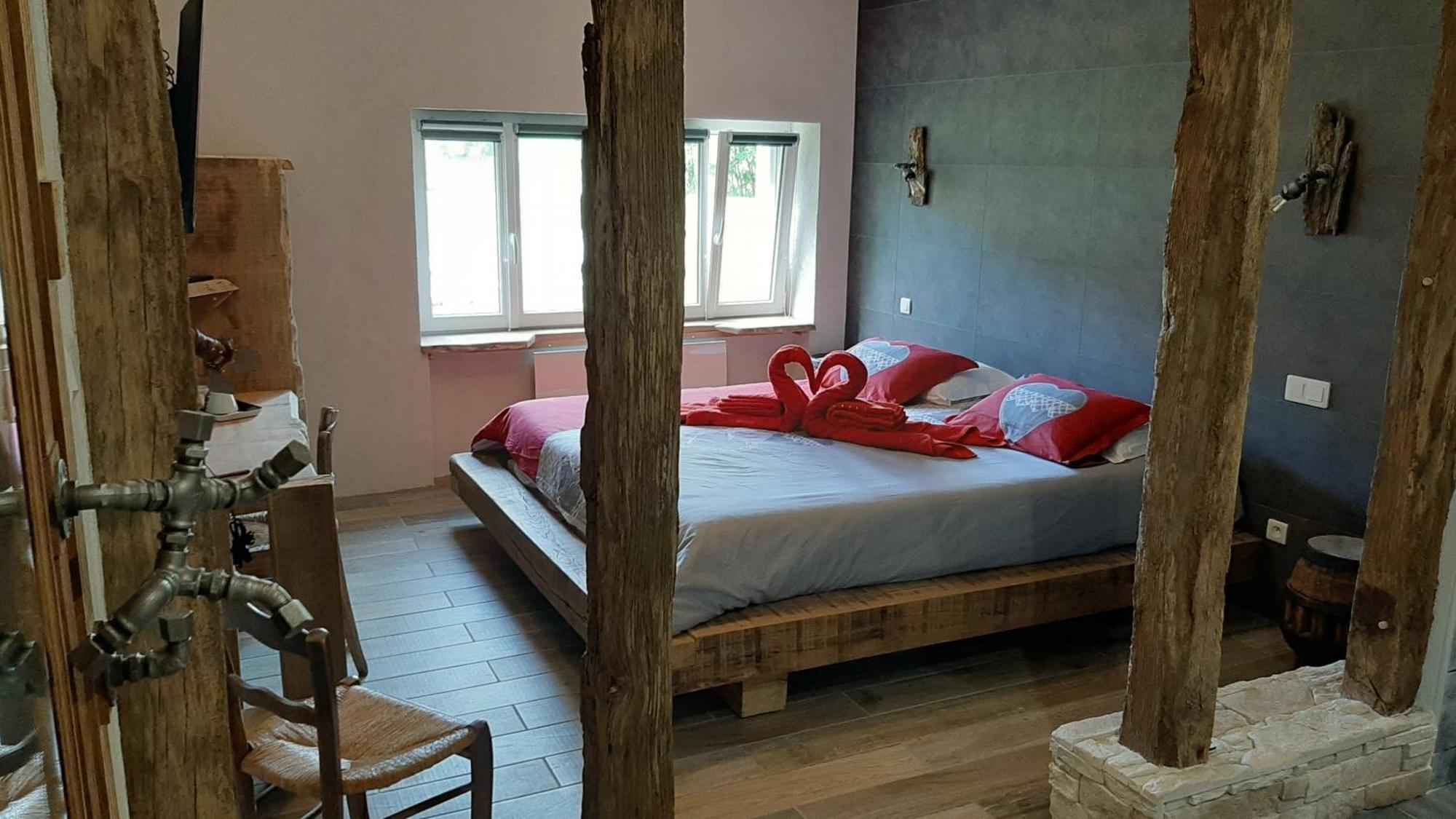 La Berrycurienne Proche Du Zoo De Beauval Saint-Aignan Avec Sdb, Wc Et Spa Privatif Pour Chaque Chambre Lucay-le-Male Room photo